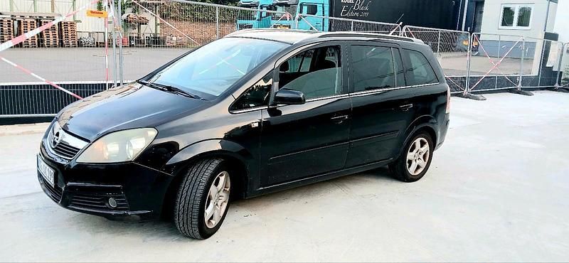 Schwarz Gebraucht 2006 Opel Zafira Van / Kleinbus | 2.550 € (Guter Preis) - Bild 1/4