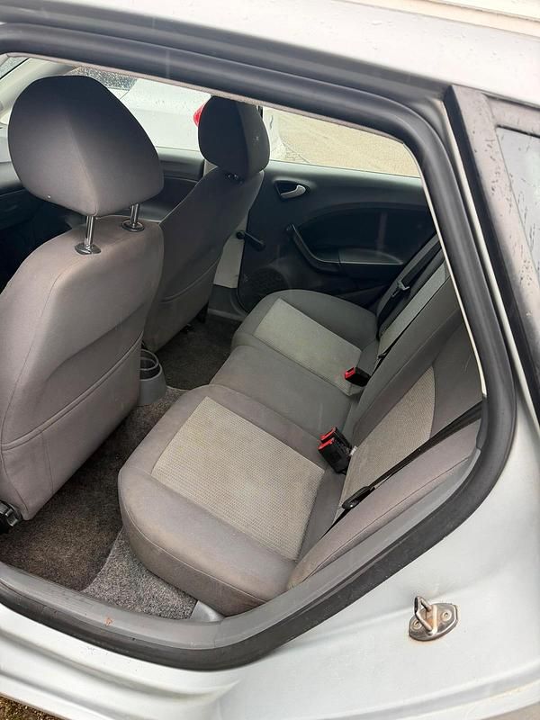 Gebraucht Seat Ibiza ST 90 PS (66 kW) 2011 Silber Kombi