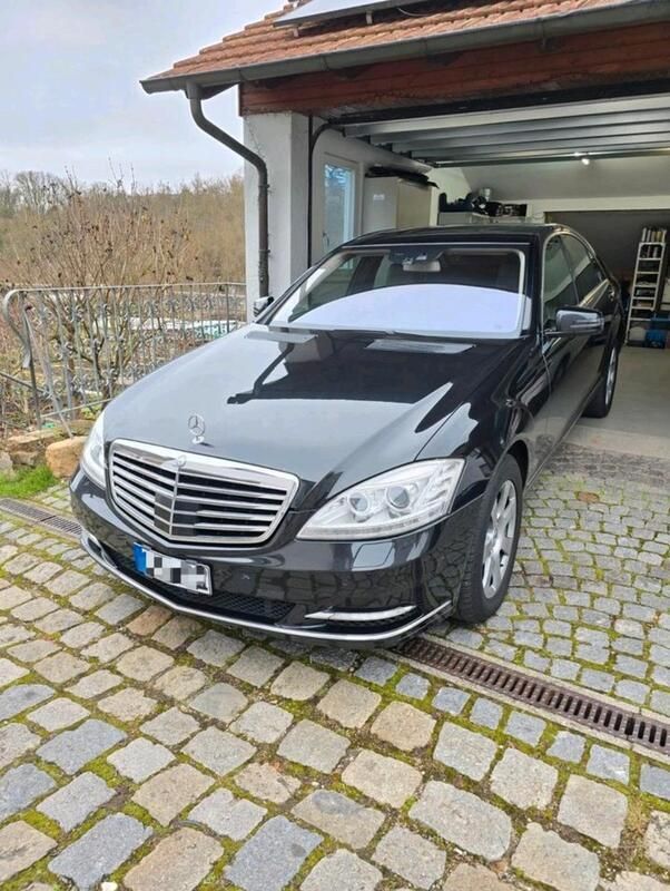 Schwarz Gebraucht 2010 Mercedes S350 Limousine | 14.999 € (Fairer Preis) - Bild 1/4