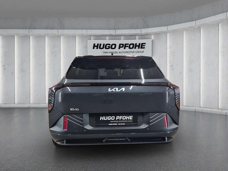 Neu Kia EV4 Earth 150 kW (204 PS) 2025 Pentametal metallic Kleinwagen