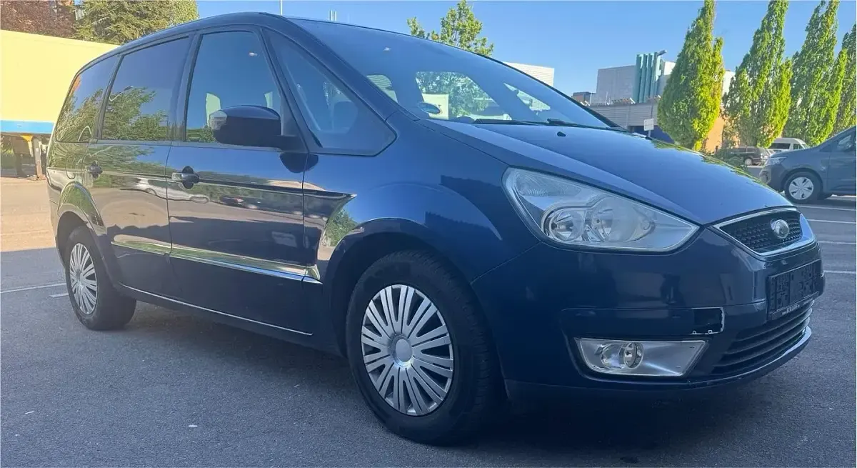 Usata Ford Galaxy 140 CV (102 kW) 2008 Blu Monovolume