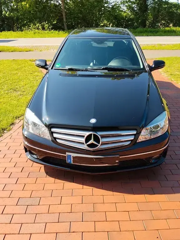 Gebraucht Mercedes CLC200 184 PS (135 kW) 2011 Schwarz Kleinwagen