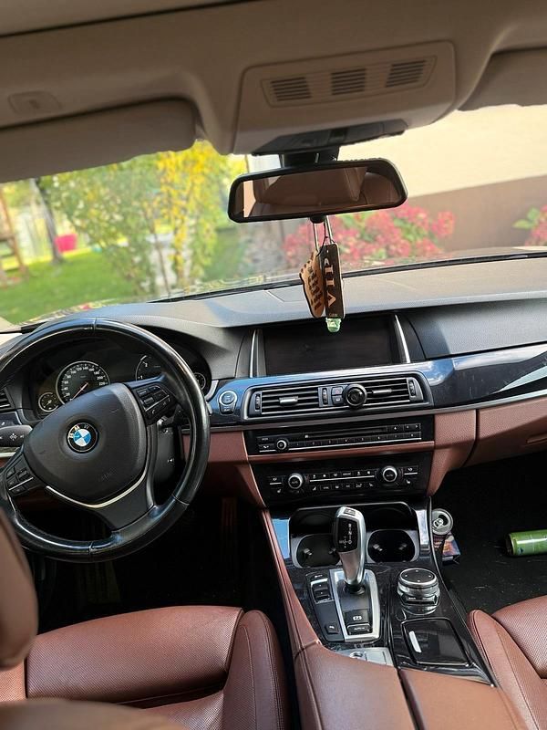 Second-hand BMW 535 313 CP (230 kW) 2014 Gri Break