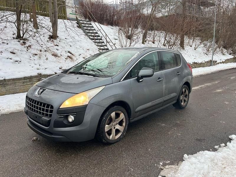 Gebraucht Peugeot 3008 Active 150 PS (110 kW) 2012 Grau Pickup