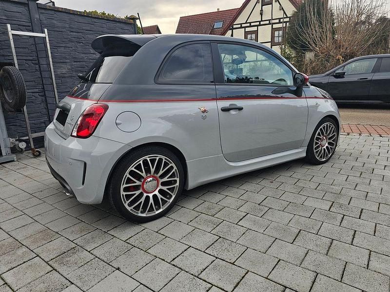 Grau Gebraucht 2014 Abarth 595 Custom Kleinwagen | 15.600 € (Teuer) - Bild 1/4