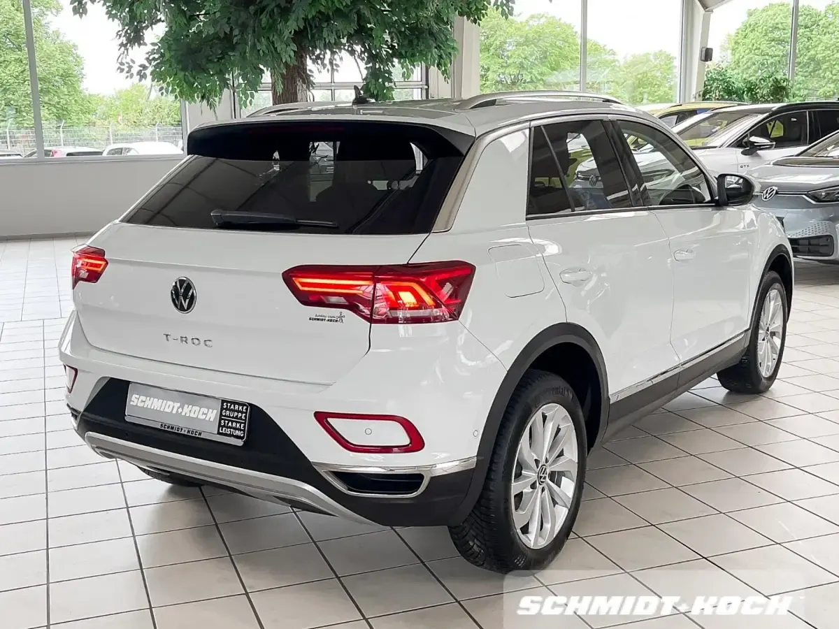 Gebraucht VW T-Roc Style 150 PS (110 kW) 2025 Pure white (weiß) SUV