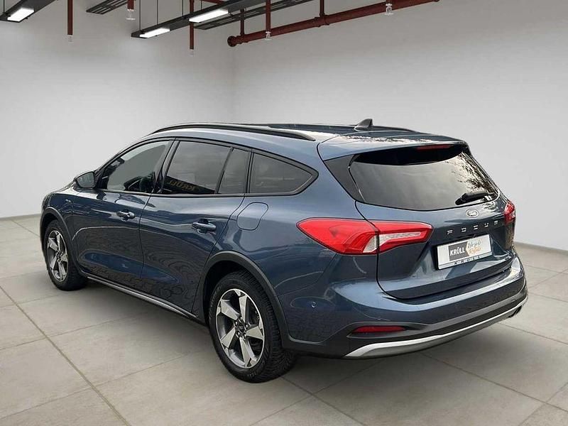 Gebraucht Ford Focus Active 125 PS (91 kW) 2021 Blau Limousine