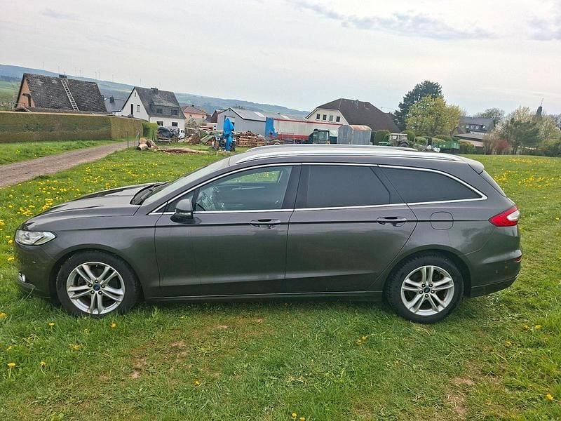 Używany Ford Mondeo 150 KM (110 kW) 2015 Kombi