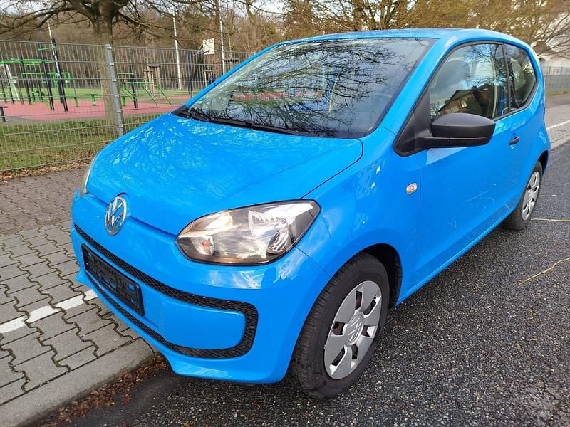 Second-hand VW up! 60 CP (44 kW) 2015 Albastru Hatchback