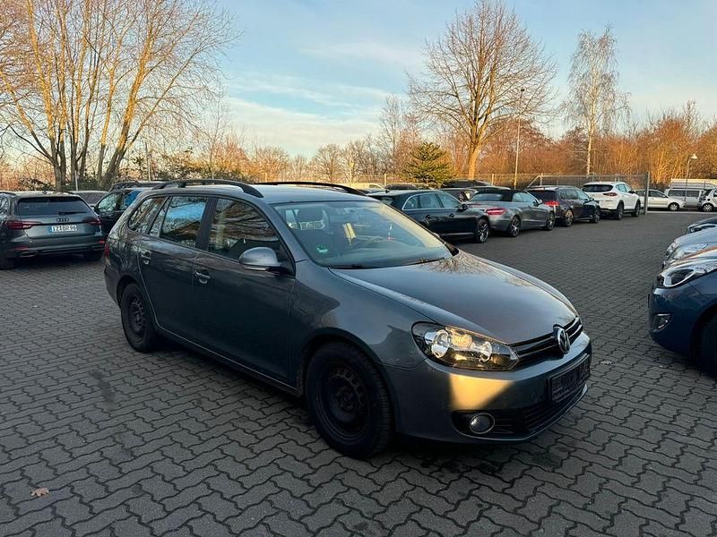Gebraucht VW Golf VI Trendline 105 PS (77 kW) 2012 Grau Kleinwagen