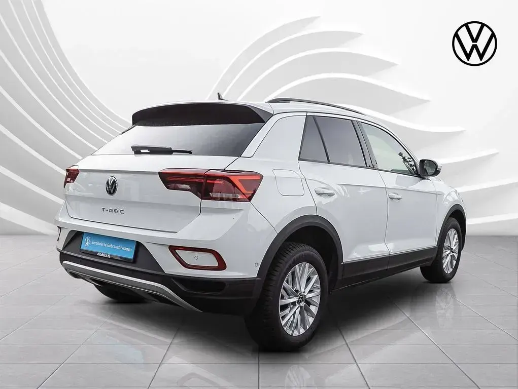 Gebraucht VW T-Roc Life 116 PS (85 kW) 2024 Pure white SUV