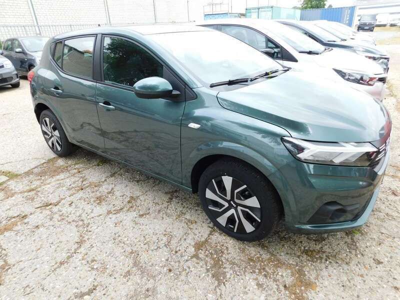 Oxidgrün Neu 2025 Dacia Sandero Expression Kleinwagen | 18.750 € (Fairer Preis) - Bild 1/4