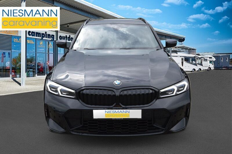 Schwarz Gebraucht 2024 BMW 320 M Sport Kombi | 47.490 € (Teuer) - Bild 1/4