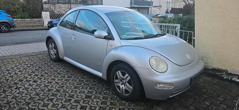 Second-hand VW Beetle 75 CP (55 kW) 2002 Argintiu Hatchback