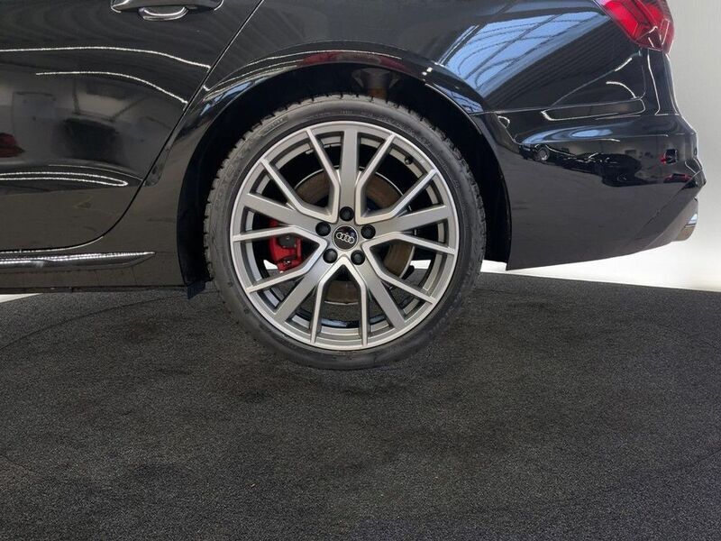 Gebraucht Audi S4 Advanced 341 PS (250 kW) 2024 Mythosschwarz metallic Kombi