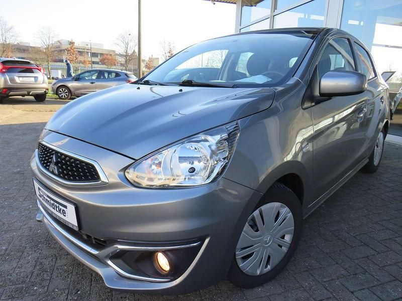 Platinumgrau (m) Gebraucht 2019 Mitsubishi Space Star Diamant Edition Kleinwagen | 6.790 € (Fairer Preis) - Bild 1/4