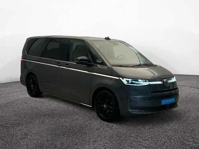 Używany VW Multivan Style 218 KM (160 kW) 2024 Minivan