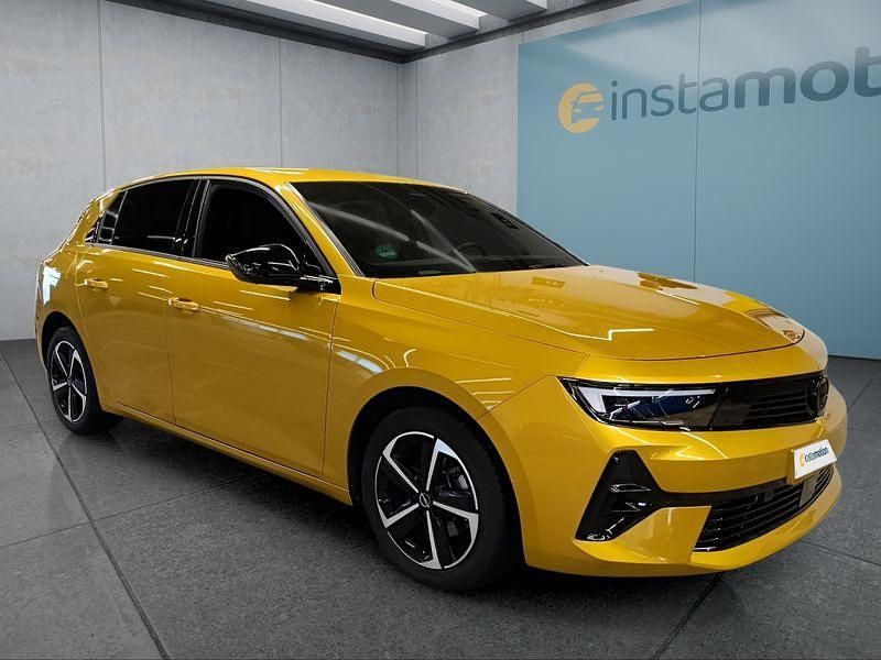 Gebraucht Opel Astra 131 PS (96 kW) 2024 Gelb Limousine