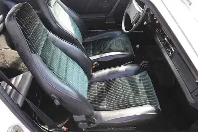 Gebraucht Porsche 911 165 PS (121 kW) 1977 Weiß Coupé