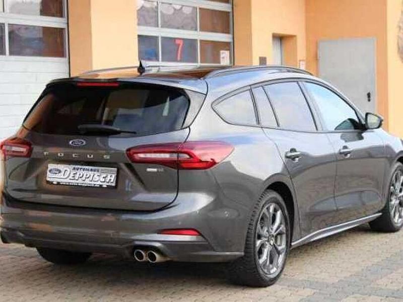 Gebraucht Ford Focus ST-Line X 155 PS (114 kW) 2023 Magneticgraumetallic Kombi