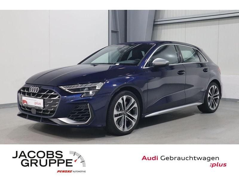 Navarrablau metallic Gebraucht 2024 Audi S3 Ambiente Limousine | 40.970 € (Superpreis) - Bild 1/4