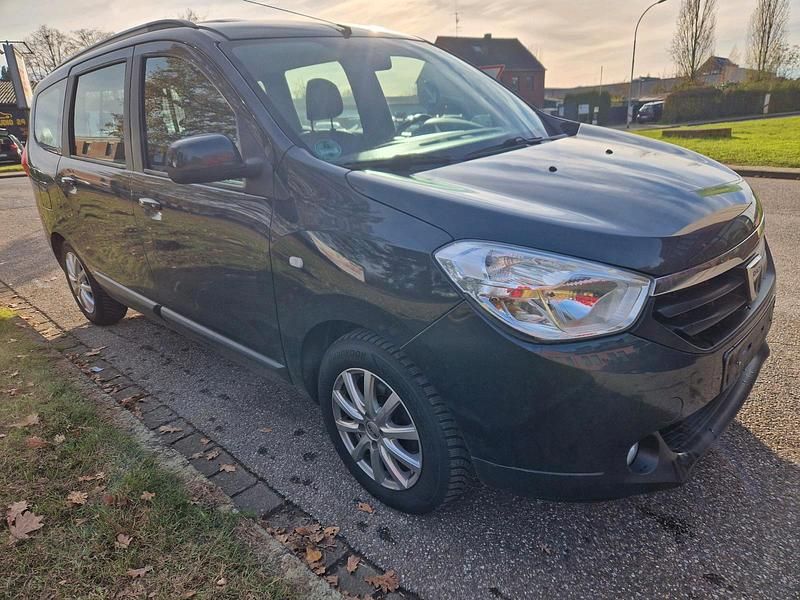Gebraucht Dacia Lodgy Prestige 116 PS (85 kW) 2015 Grau Van / Kleinbus