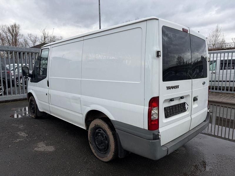 Second-hand Ford Transit 86 CP (63 kW) 2009 Alb Pickup
