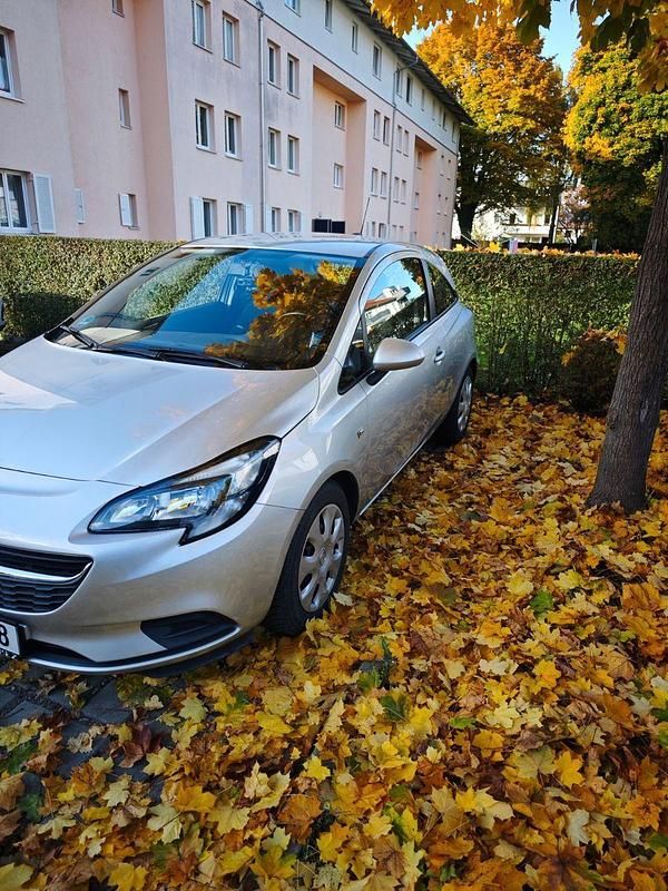 Gebraucht Opel Corsa 95 PS (69 kW) 2017 Silber Limousine
