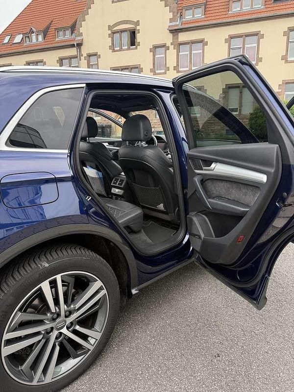 Gebraucht 2020 Audi Q5 Comfort SUV | 27.500 € (Guter Preis) - Bild 1/4