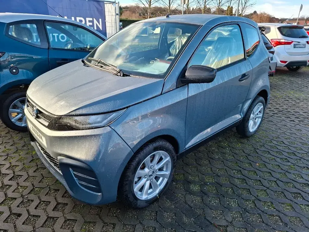 Ny Aixam AMBITION Pack 2026 Grå Hatchback