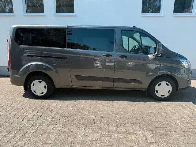 Second-hand Ford Transit Custom Trend 179 CP (131 kW) 2022 Alb Monovolum