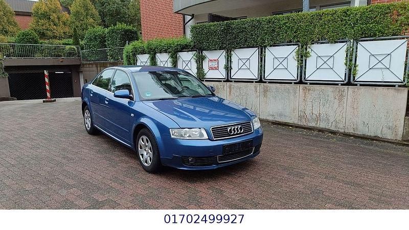 Blau Gebraucht 2001 Audi A4 S-Line Limousine | 1.790 € (Guter Preis) - Bild 1/4