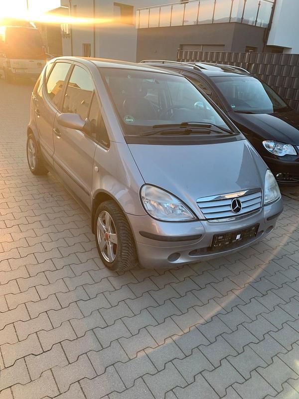Gebraucht Mercedes A160 105 PS (77 kW) 2001 Silber Kleinwagen