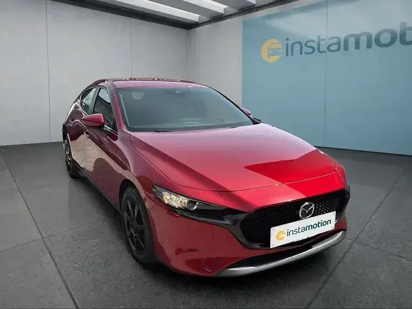 Gebraucht Mazda 3 122 PS (89 kW) 2022 Rot Limousine