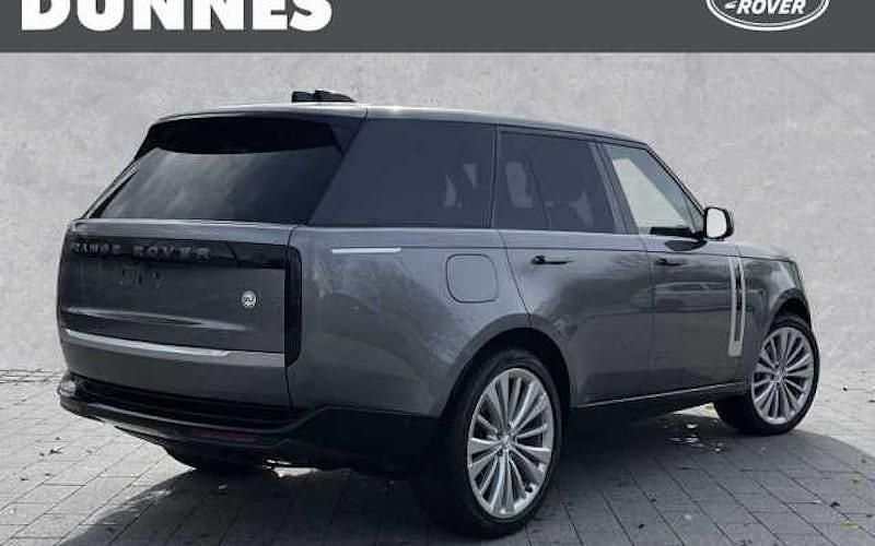 Gebraucht Land Rover Range Rover 537 PS (394 kW) 2024 Grau (eigergrey metallic) SUV