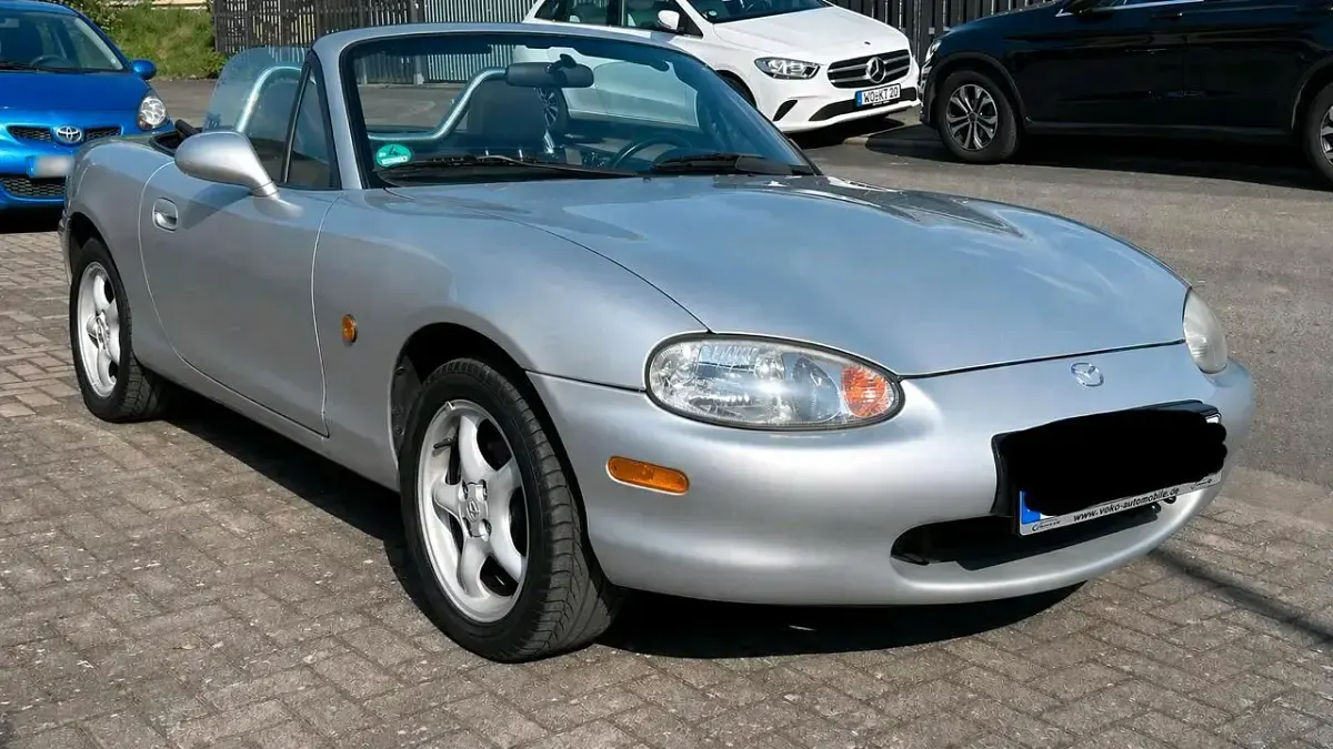 Gebraucht Mazda MX5 110 PS (80 kW) 2000 Silber Cabrio