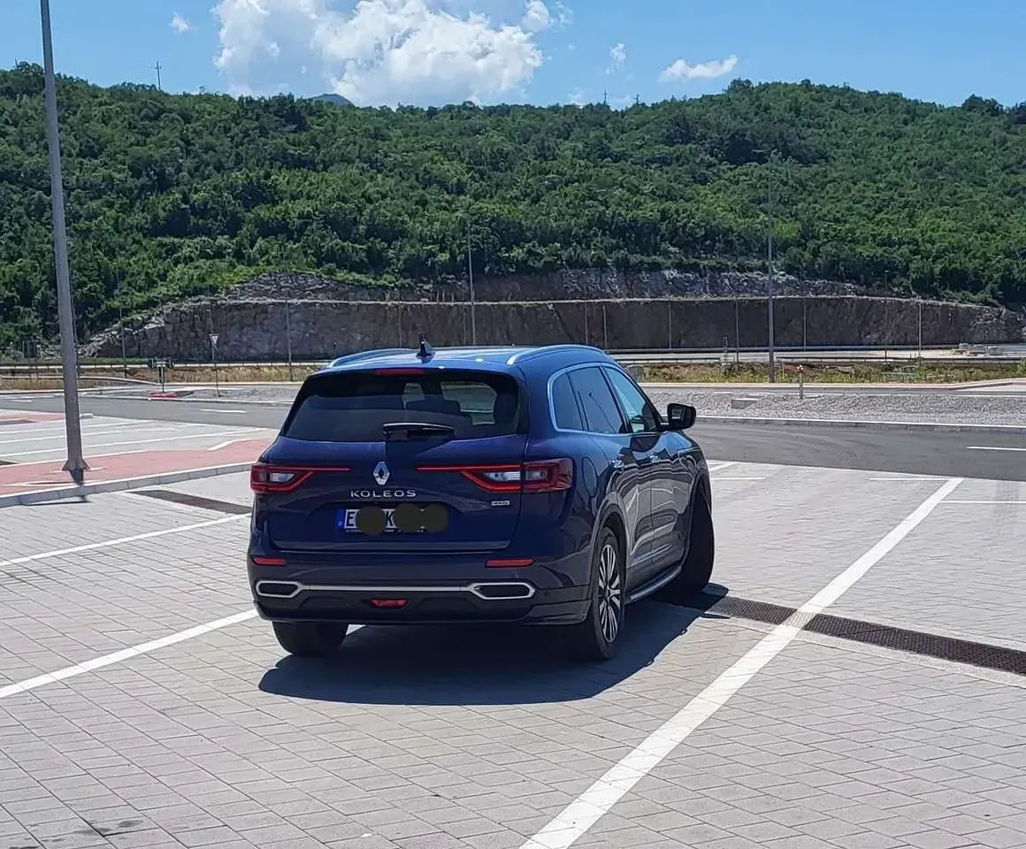 Używany Renault Koleos Initiale Paris 177 KM (130 kW) 2018 Niebieski SUV