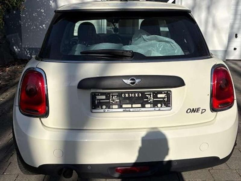 Gebraucht Mini One D 95 PS (69 kW) 2014 Gelb Kleinwagen