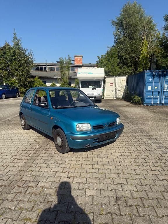Blau Gebraucht 1998 Nissan Micra Kleinwagen | 550 € (Superpreis) - Bild 1/4