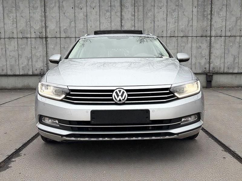 Gebraucht VW Passat Highline 120 PS (88 kW) 2019 Silber Kombi