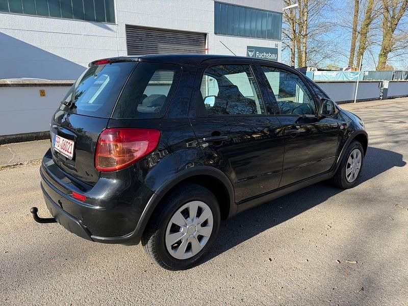 Gebraucht Suzuki SX4 99 PS (72 kW) 2009 Schwarz Limousine