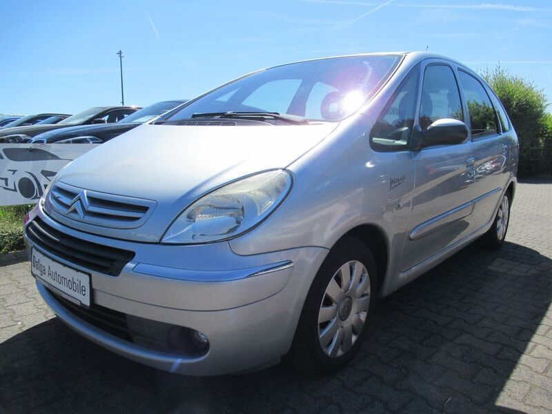 Grau Gebraucht 2006 Citroën Xsara Comfort Limousine | 2.990 € (Fairer Preis) - Bild 1/4