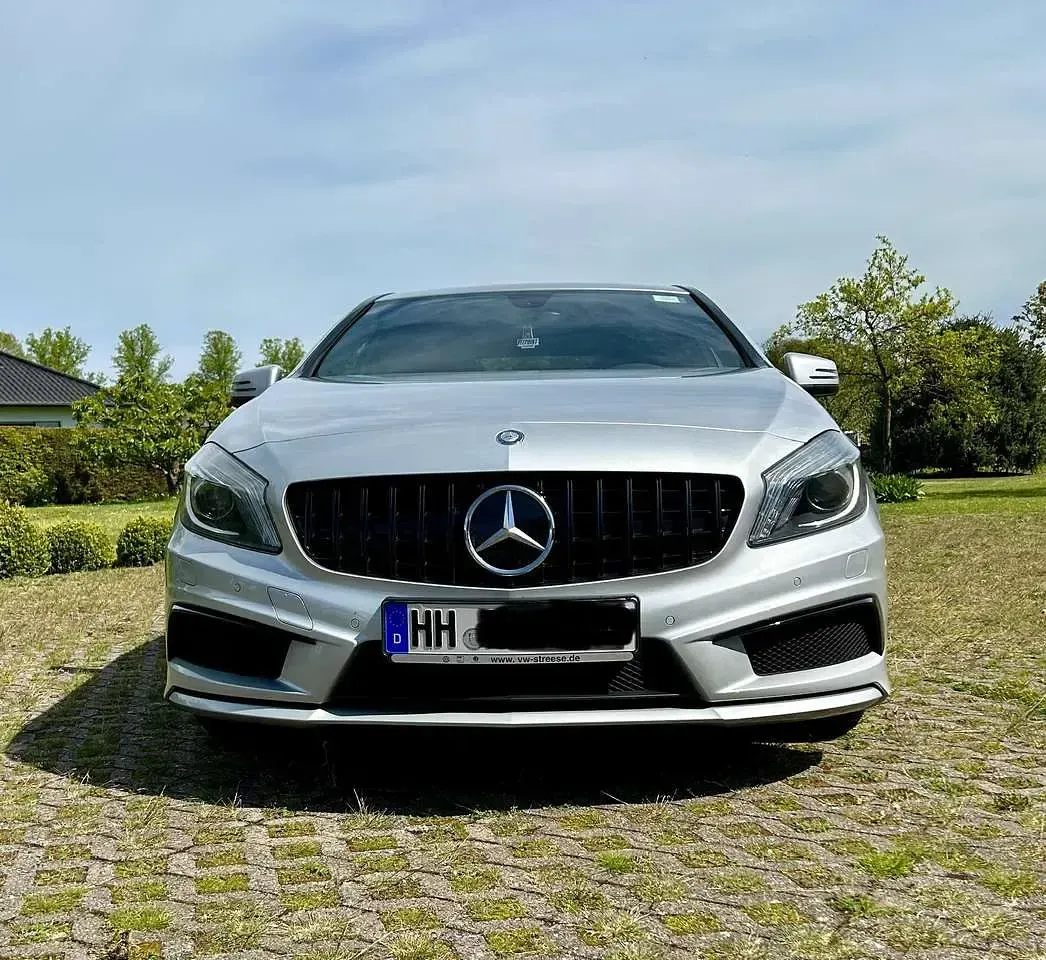 Gebraucht Mercedes A250 AMG line 211 PS (155 kW) 2013 Silber Kleinwagen