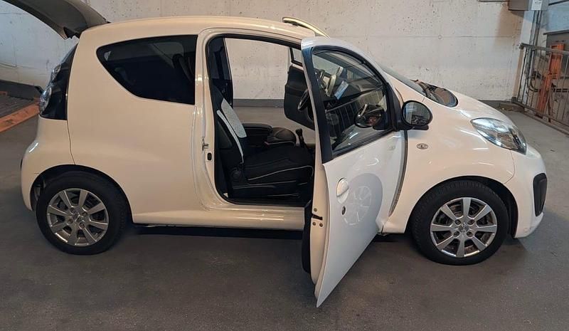 Gebraucht Citroën C1 68 PS (50 kW) 2013 Weiß Kleinwagen