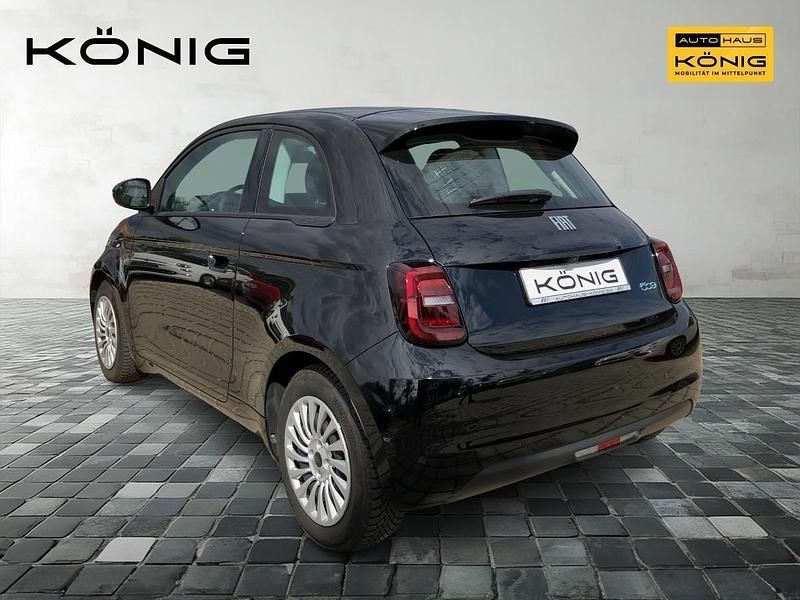Gebraucht Fiat 500e 86 kW (118 PS) 2023 Schwarz Kleinwagen