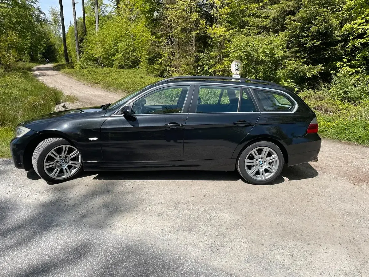 Gebraucht BMW 325 218 PS (160 kW) 2005 Schwarz Kombi