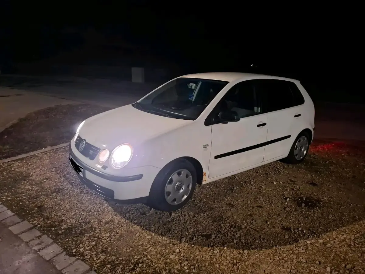 Gebraucht VW Polo 75 PS (55 kW) 2003 Weiß Kleinwagen