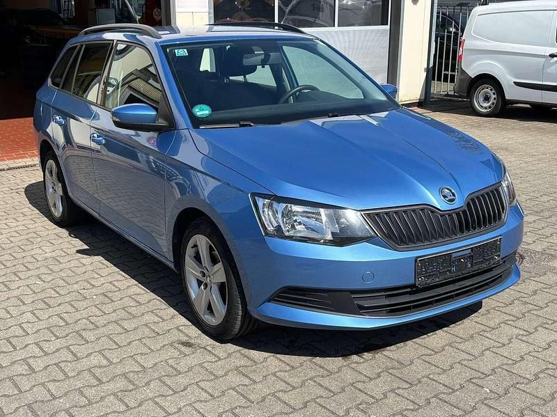 Denimblau metallic Gebraucht 2017 Skoda Fabia Active Kombi | 7.950 € (Fairer Preis) - Bild 1/4