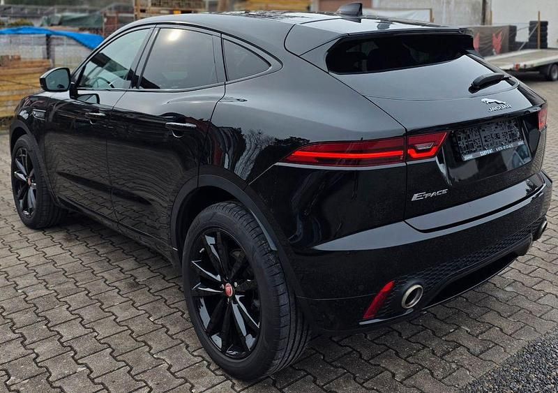 Gebraucht Jaguar E-Pace R-Dynamic 179 PS (131 kW) 2020 Schwarz SUV