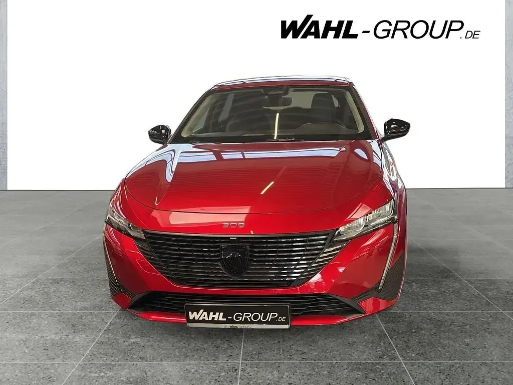 Neu Peugeot 308 Allure 136 PS (100 kW) 2025 Rot Kombi